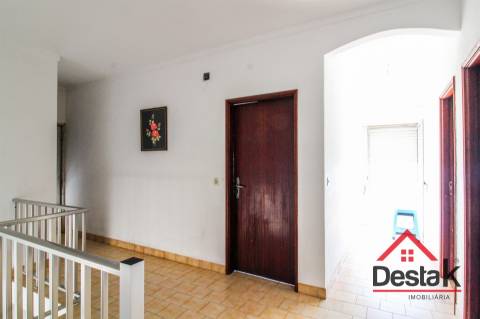 Moradia T4 para arrendamento em Macieira do Sul