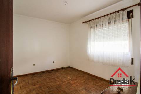 Moradia T4 para arrendamento em Macieira do Sul