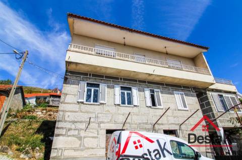 Moradia T4 para arrendamento em Macieira do Sul