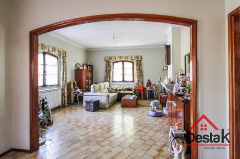 Moradia V6 em Carvalhais – São Pedro do Sul