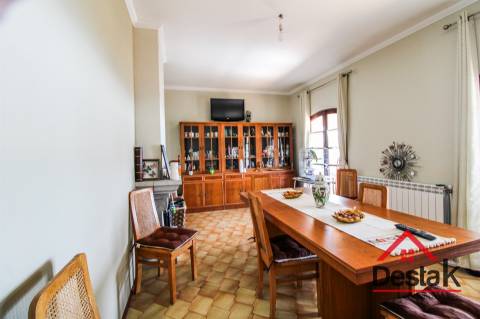 Moradia V6 em Carvalhais – São Pedro do Sul