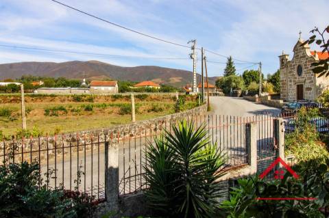 Moradia V6 em Carvalhais – São Pedro do Sul