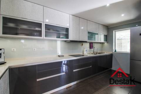 Moradia V5 Isolada para venda em São Pedro do Sul.