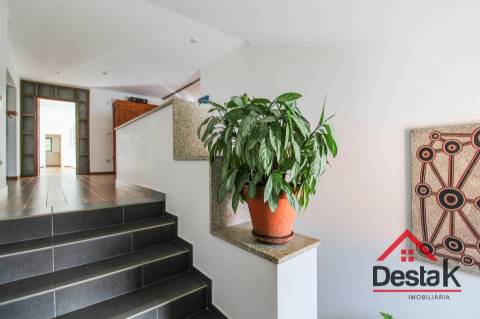 Moradia V5 Isolada para venda em São Pedro do Sul.