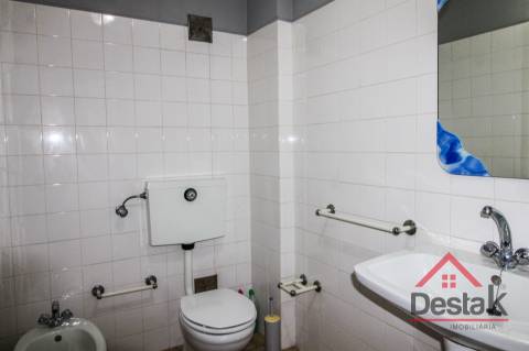 Apartamento T3 mobilado para arrendamento em Oliveira de Frades