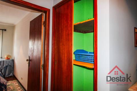 Apartamento T3 mobilado para arrendamento em Oliveira de Frades