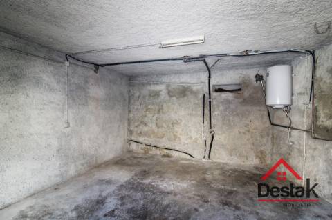 Moradia V1 para arrendamento em Sul