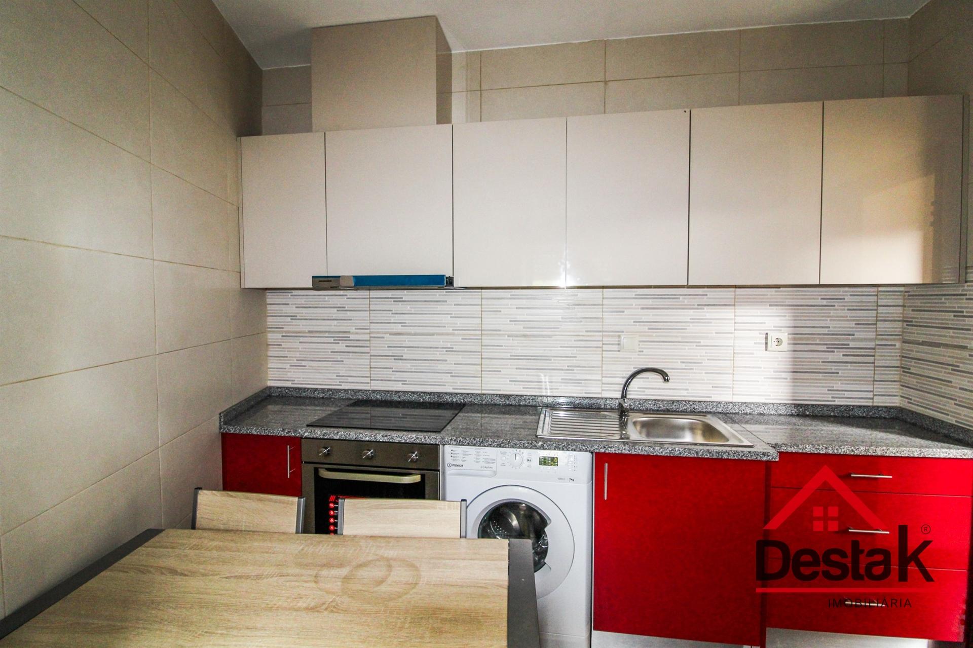 Moradia V1 para arrendamento em Sul