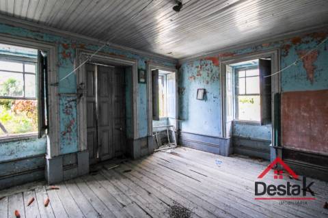 Moradia em Pedra para Restaurar