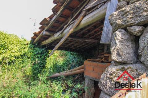 Moradia em Pedra para Restaurar