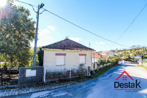 O Refúgio que procura no coração da Aldeia de Mosteiro Castro Daire!