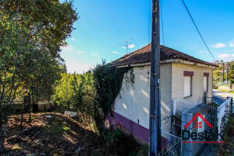 O Refúgio que procura no coração da Aldeia de Mosteiro Castro Daire!