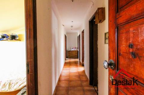 Arrumos transformados em T4, no coração de São Pedro