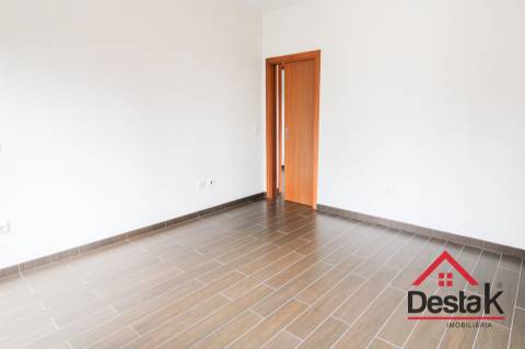 Moradia nova V3 para venda em São Pedro do Sul