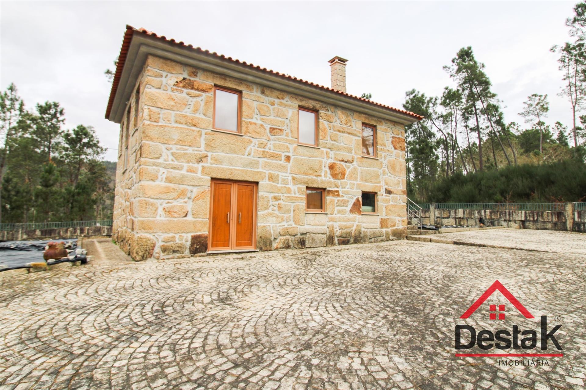 Moradia nova V3 para venda em São Pedro do Sul