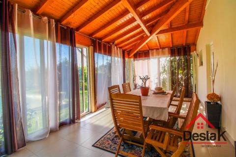 Moradia isolada V4 para venda em São Pedro do Sul