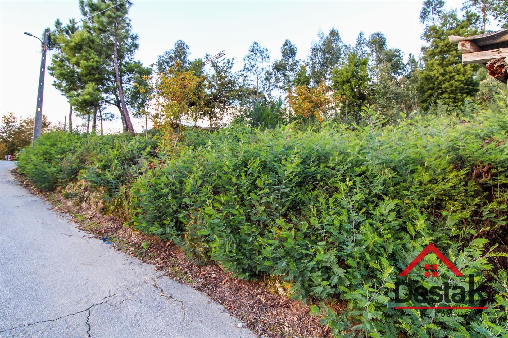 Terreno para Construção em Vila Maior