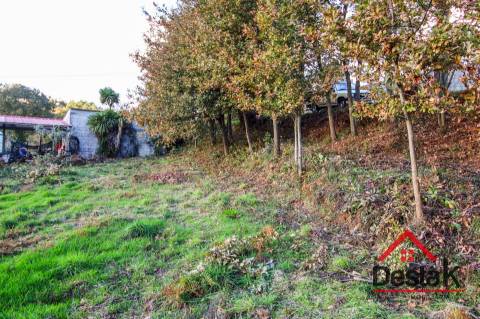 Terreno para Construção em Vila Maior