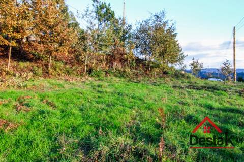 Terreno para Construção em Vila Maior