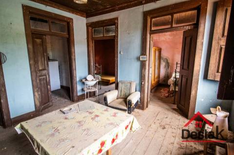 Moradia para Reconstrução em Aveloso – Para quem procura tranquilidade e vida rural