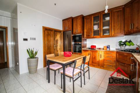 Moradia V3 Espetacular em Baiões / São Pedro do Sul