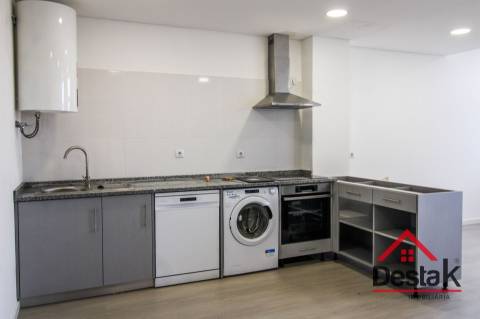 Apartamento novo para arrendamento em São Pedro do Sul