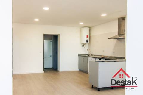 Apartamento novo para arrendamento em São Pedro do Sul