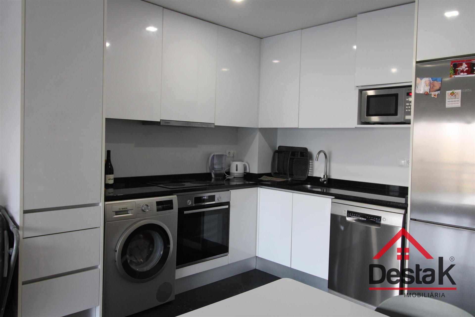 Apartamento T2 para arrendamento nas Termas de São Pedro do Sul