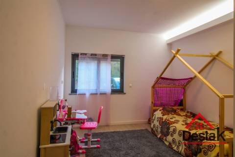 Apartamento T2 para arrendamento nas Termas de São Pedro do Sul