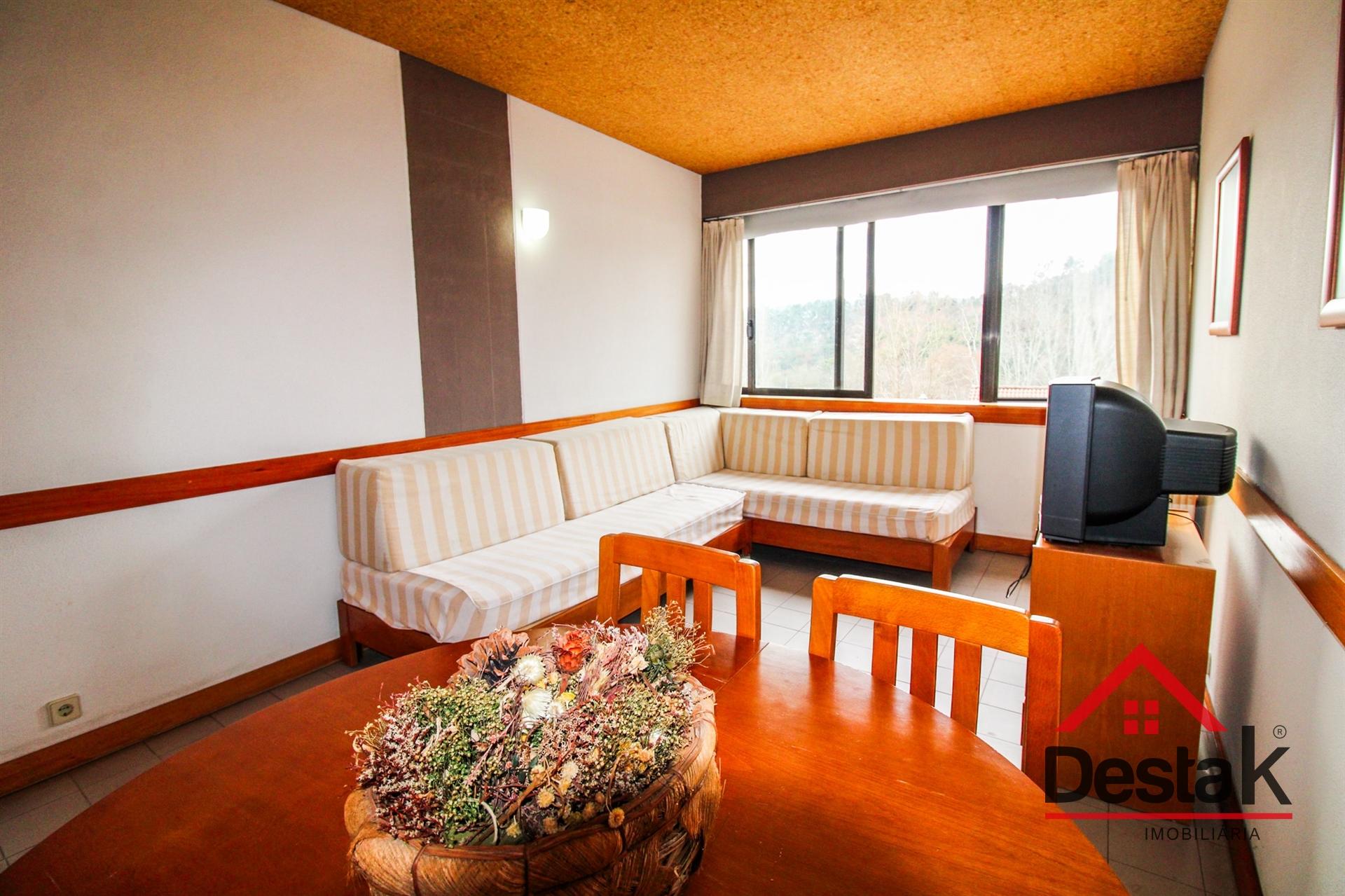 Apartamento T1 equipado e mobilado para venda nas Termas de São Pedro do Sul