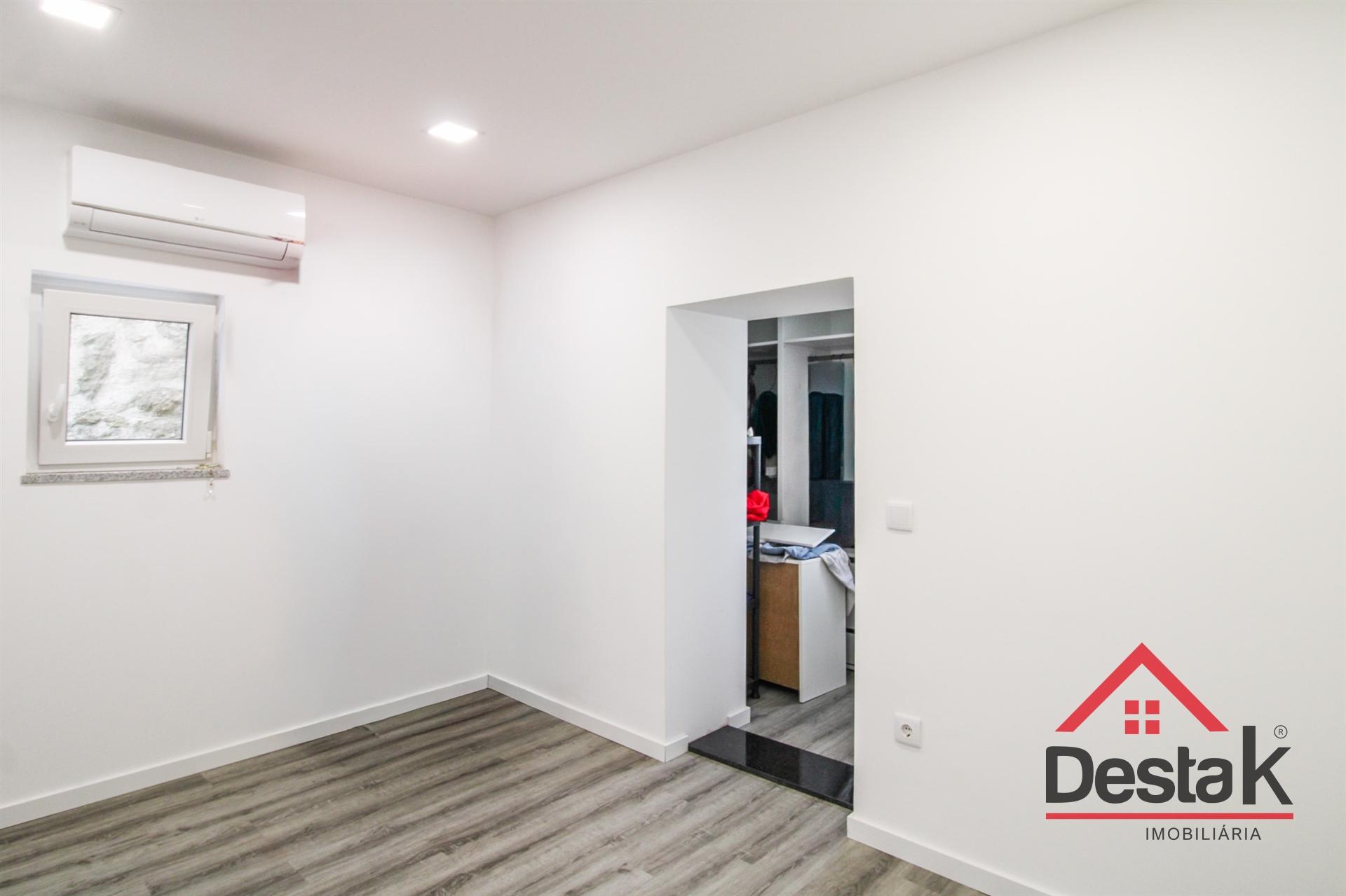 Apartamento T1 em São Pedro do Sul para arrendamento