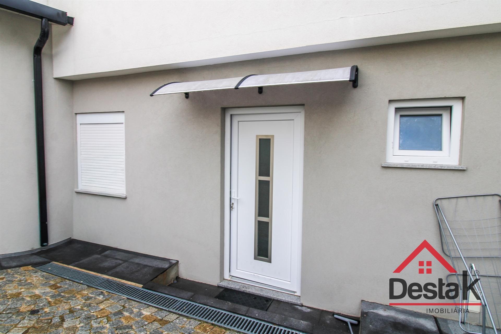 Apartamento T1 em São Pedro do Sul para arrendamento