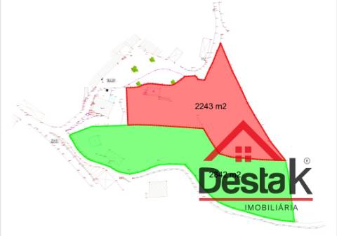 Quinta com ruina em pedra e anexos em Real das Donas, Vouzela