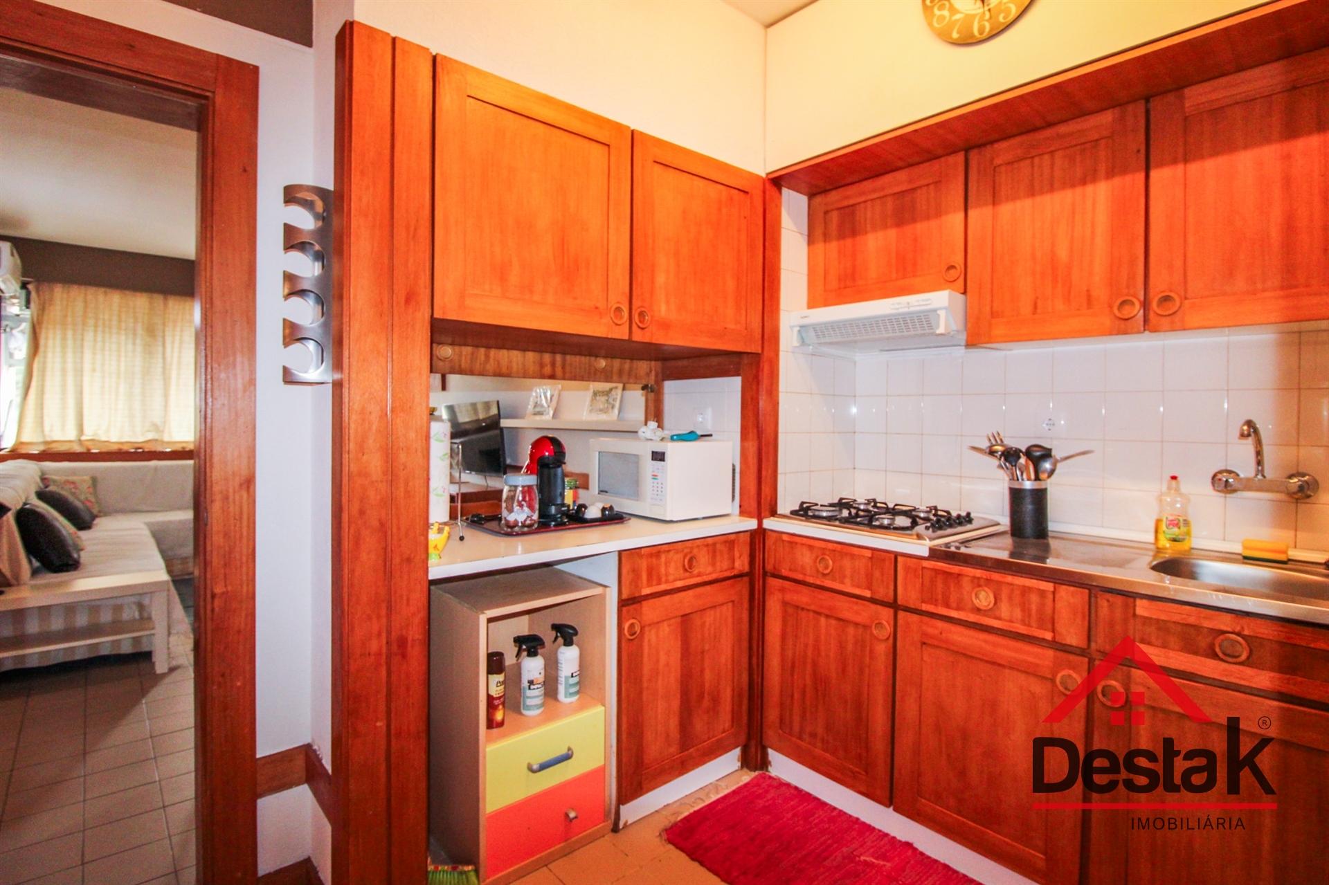 Apartamento T2, em excelente estado de conservação no centro das Termas de São Pedro do Sul