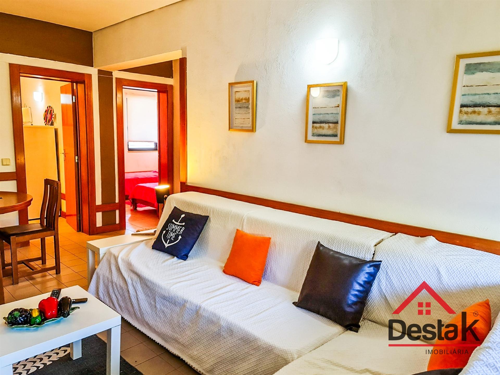 Apartamento T2, em excelente estado de conservação no centro das Termas de São Pedro do Sul