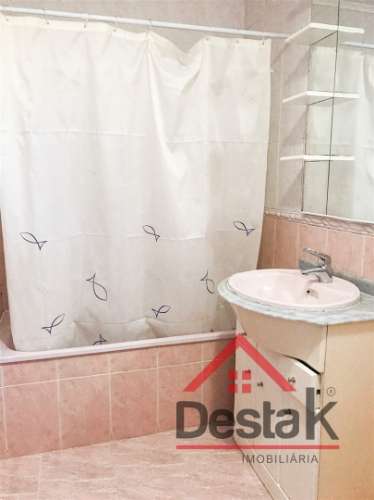 Moradia T2 em Drizes para arrendamento