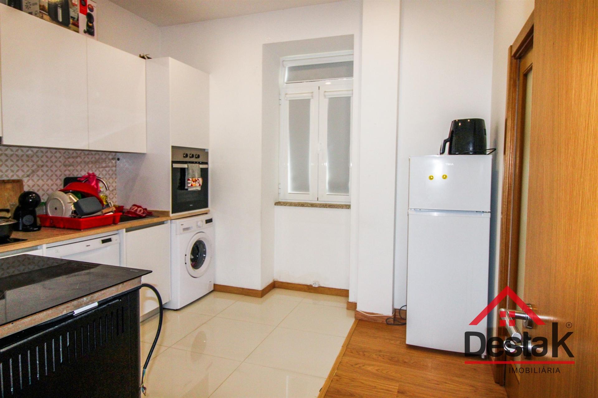 Apartamento T2 duplex, centro de São pedro do Sul