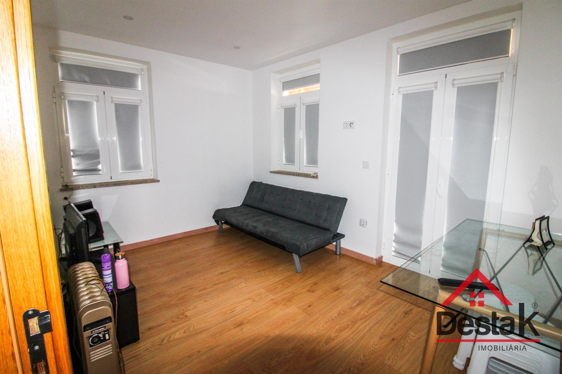 Apartamento T2 duplex, centro de São pedro do Sul