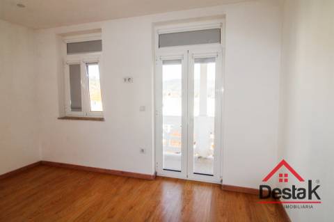Apartamento T2 duplex, centro de São pedro do Sul