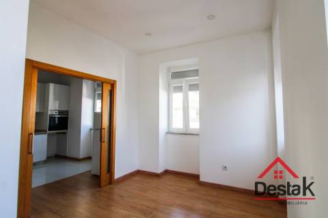 Apartamento T2 duplex, centro de São pedro do Sul