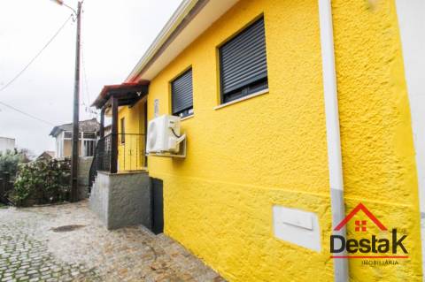 Moradia V1 Completamente renovada em Vouzela