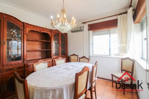 Apartamento T4 no coração de São Pedro do Sul, para venda