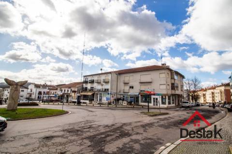 Apartamento T4 no coração de São Pedro do Sul, para venda