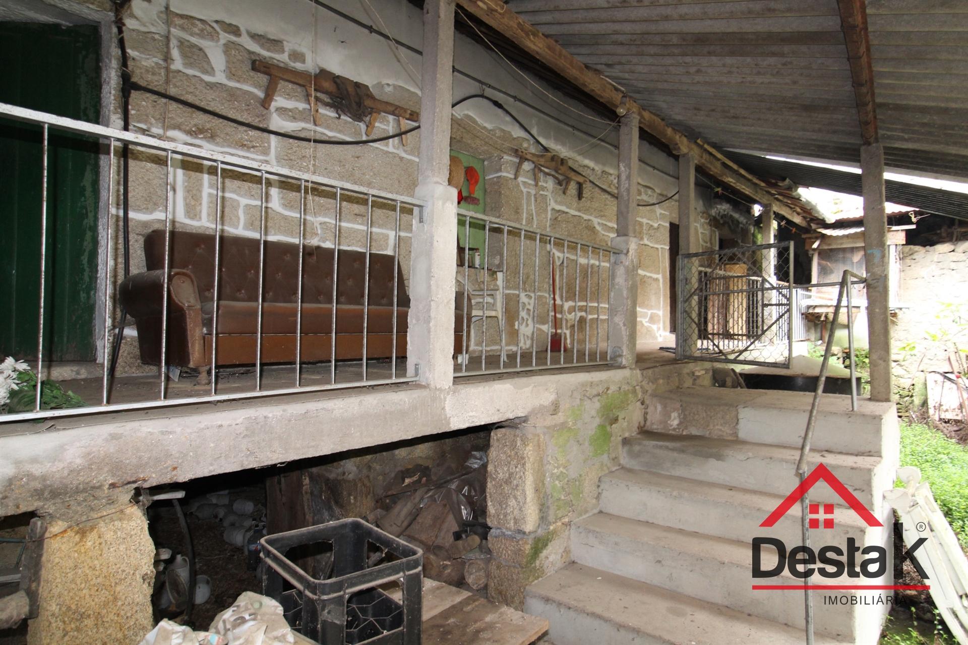 Imponente moradia em Pedra para venda, Fornelo, Oliveira De Frades