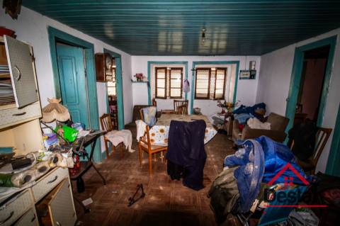 Imponente moradia em Pedra para venda, Fornelo, Oliveira De Frades