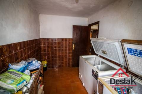 Imponente moradia em Pedra para venda, Fornelo, Oliveira De Frades