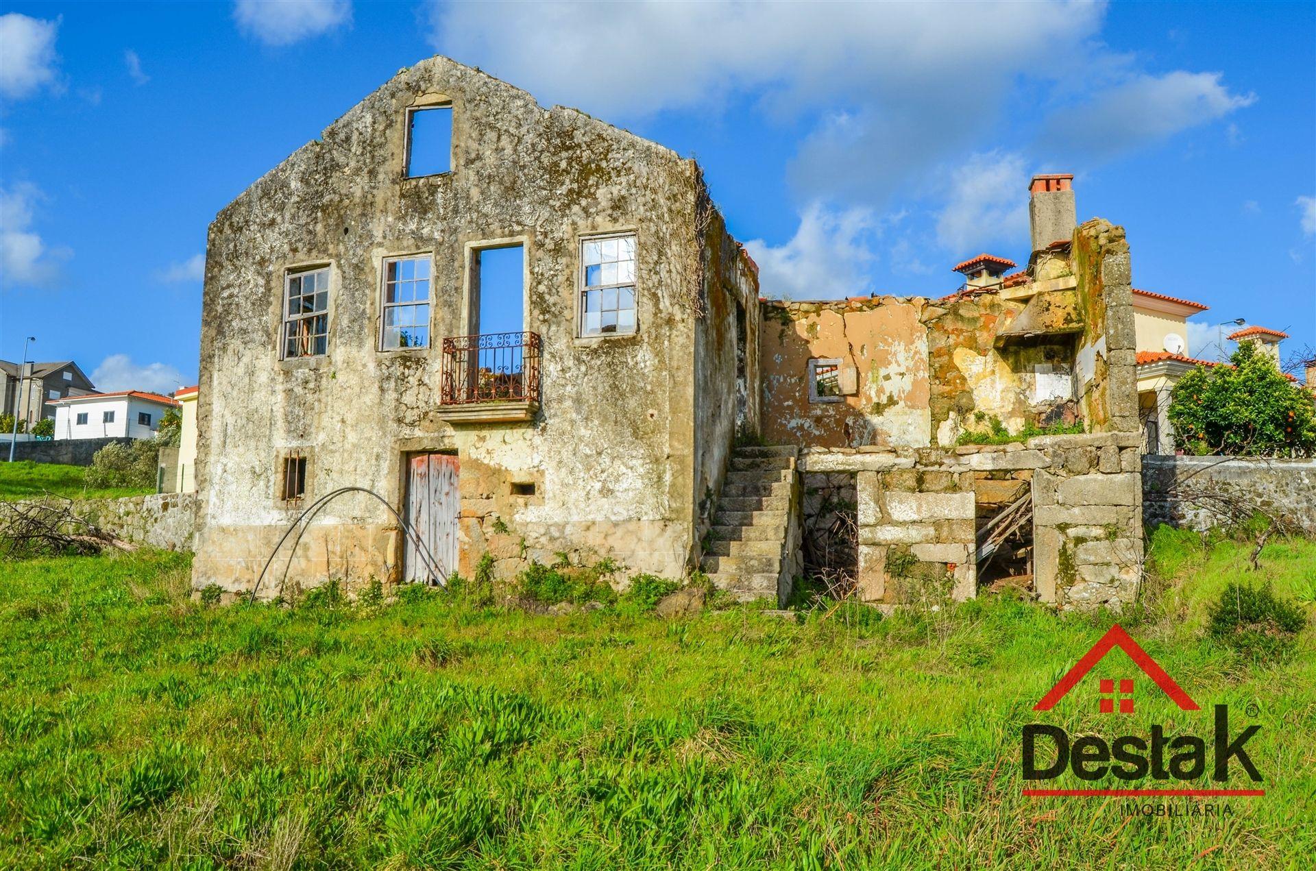 Terreno Urbano em zona nobre de São Pedro do Sul