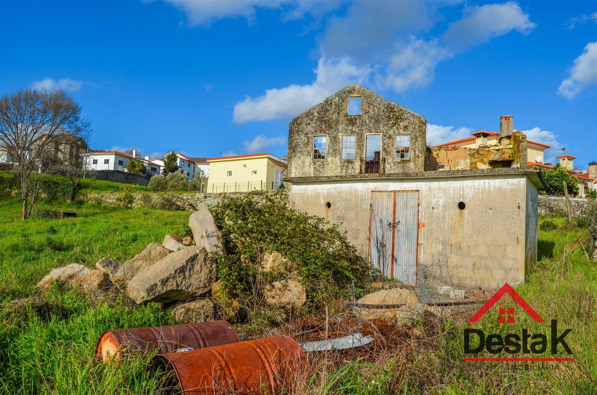 Terreno Urbano em zona nobre de São Pedro do Sul