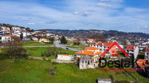 Terreno Urbano em zona nobre de São Pedro do Sul