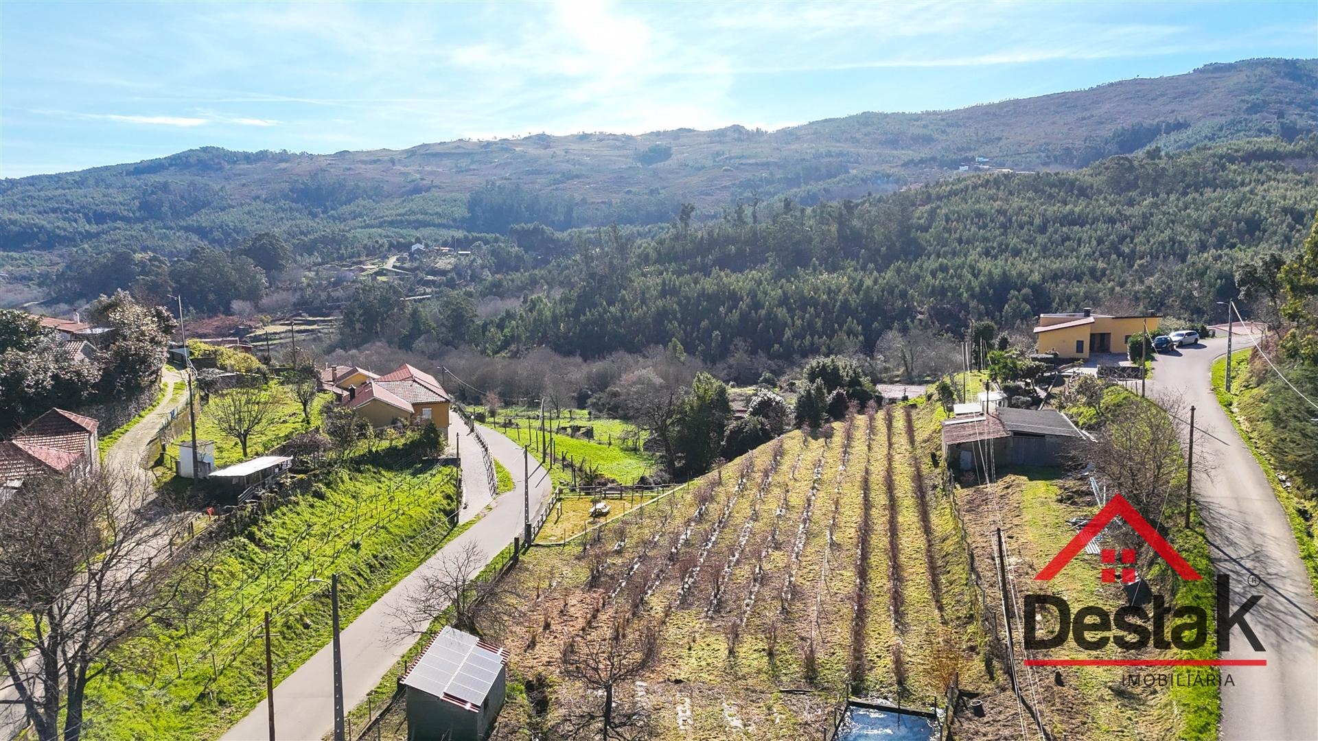 Terreno com viabilidade de construção em Quintela, Oliveira De Frades